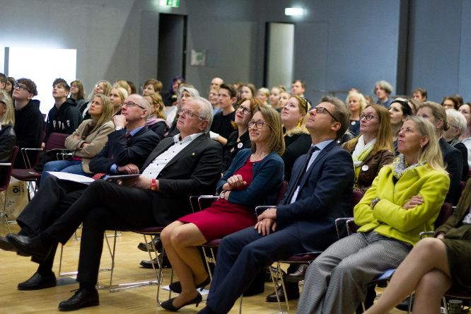 "DenkMal! DenkWürdig?! - Denkwürdige Kremserinnen - eine Sichtbarmachung"